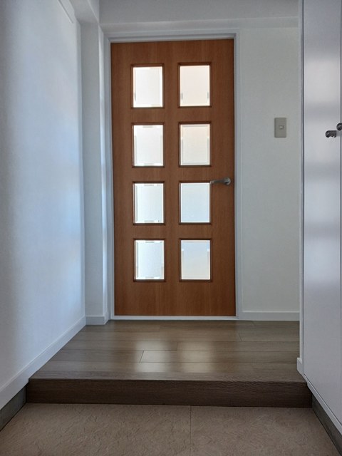 リバーサイド 玄関