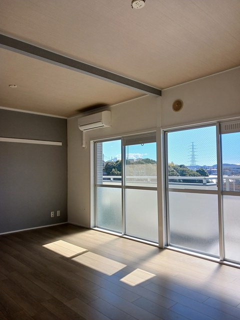 リバーサイド リビング