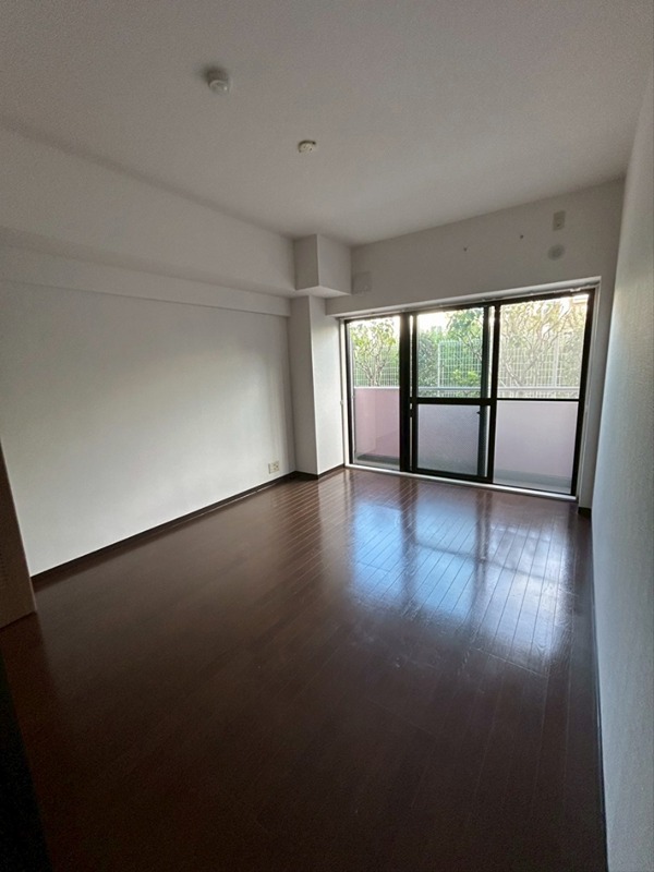 フェリースいずみ中央 リビング