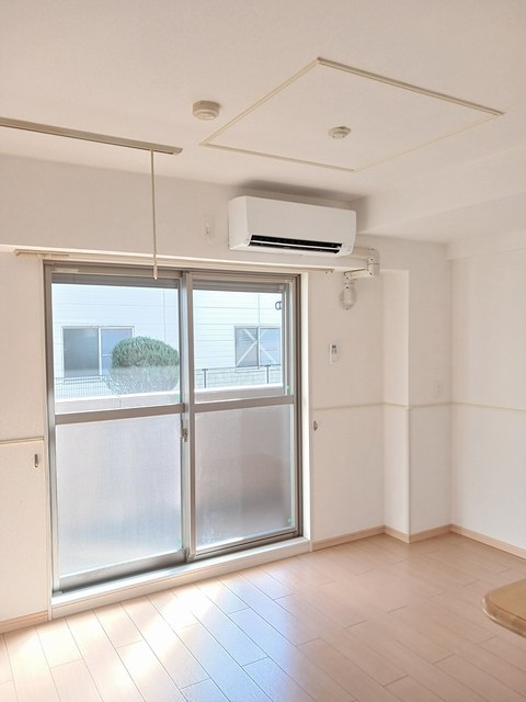 リバーサイド・ブリーズＩＳＭ リビング