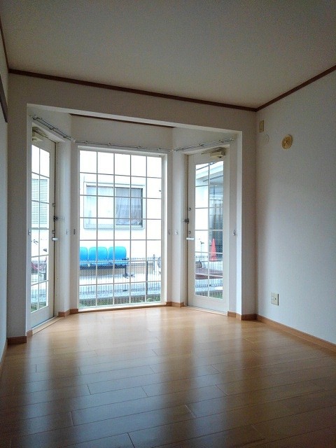 ＨＯＵＳＥ悠遊館 リビング