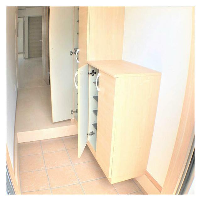 クレールメゾン 玄関