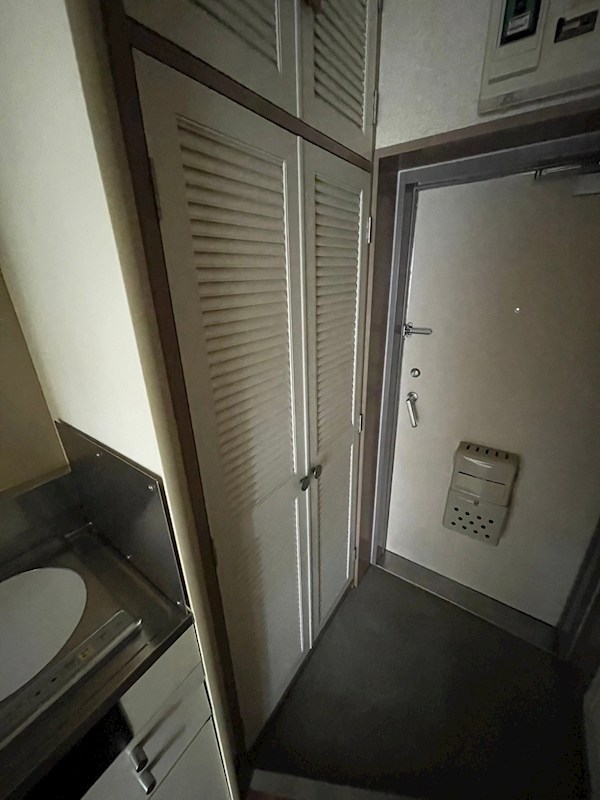 別室参照 ヴァンハウス大和 玄関