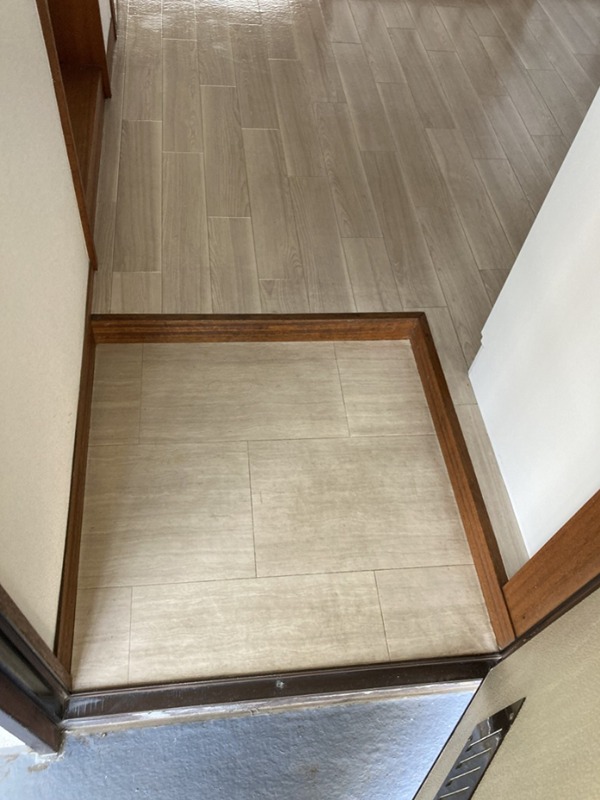 反転部屋参考 加賀ハイツC 玄関