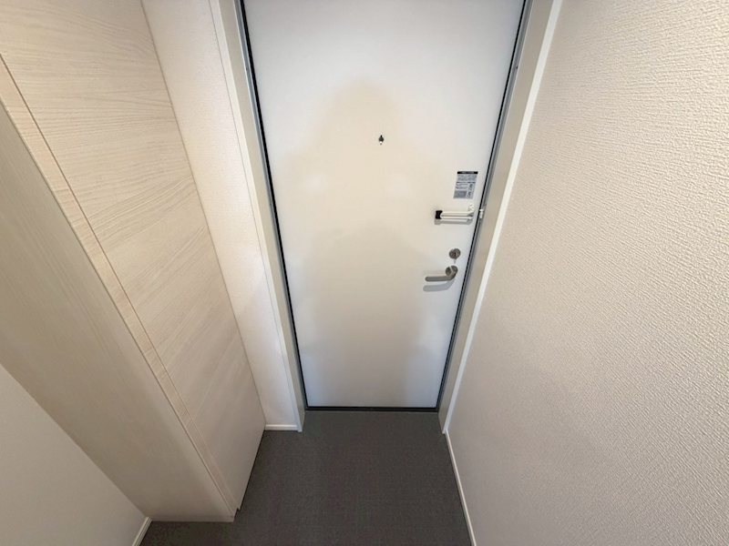 カインドネス大和桜ヶ丘Ⅱ 玄関