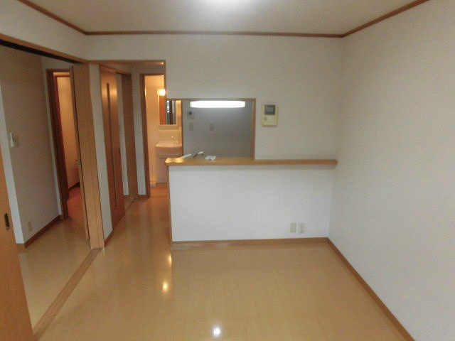 ルナージュ弐番館 リビング