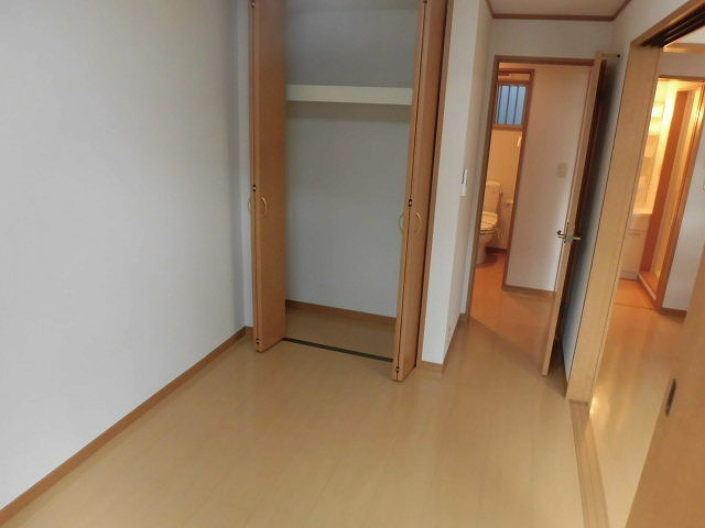 ルナージュ弐番館 ベッドルーム