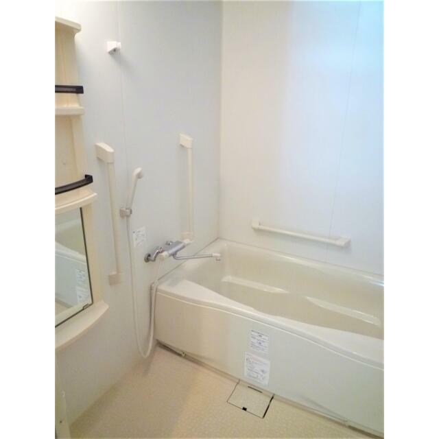 パルク　ド　スリジェ 風呂画像