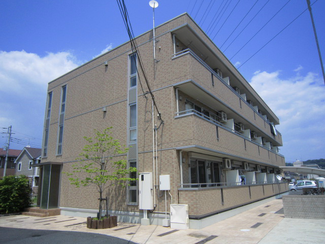 フローラルガーデン 302号室 外観