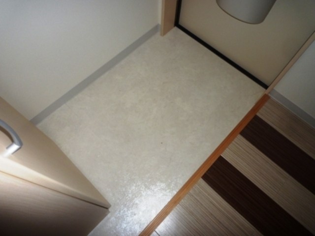 玄関 ルナ フォレスタ 玄関