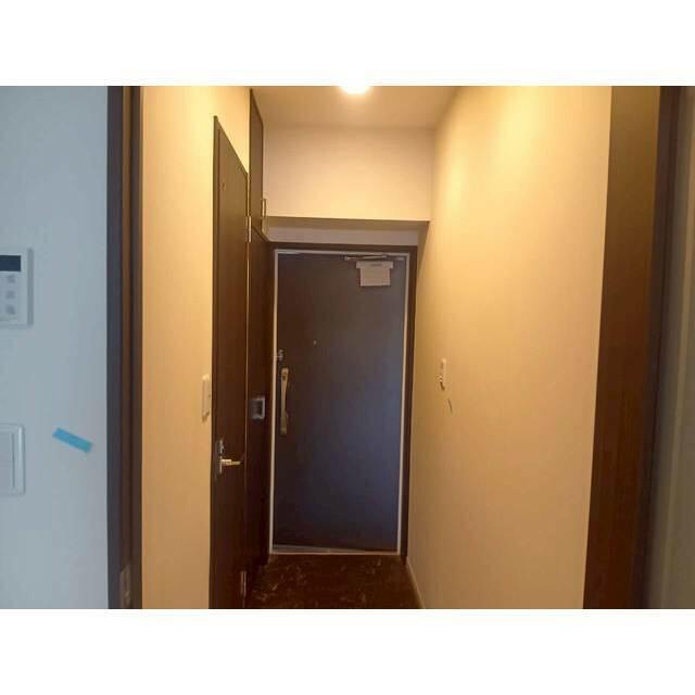 グランデュールⅢ江ノ島 玄関