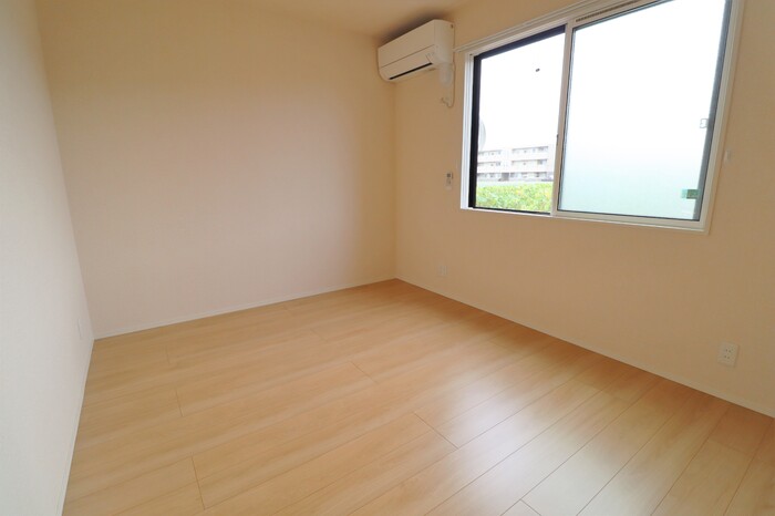 クレール湘南台V　B 玄関