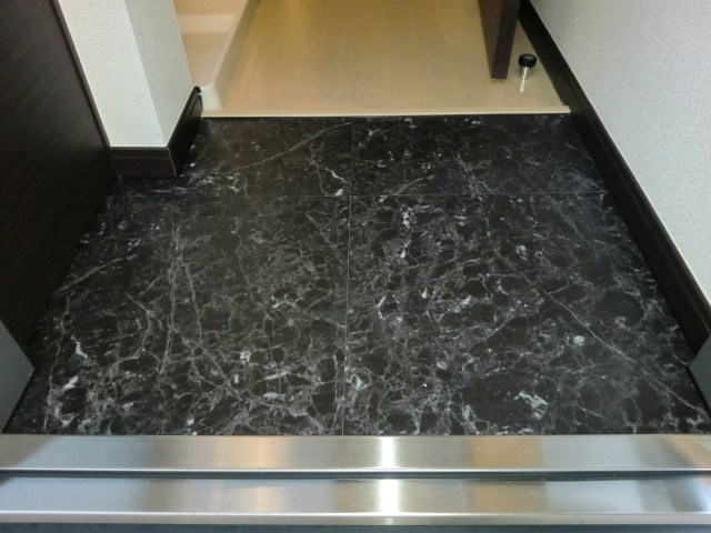 シャルム藤沢 玄関