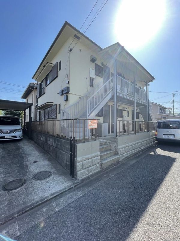 クロノス秦野南 201号室 外観