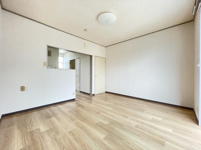 ハイツヘキスイ リビング