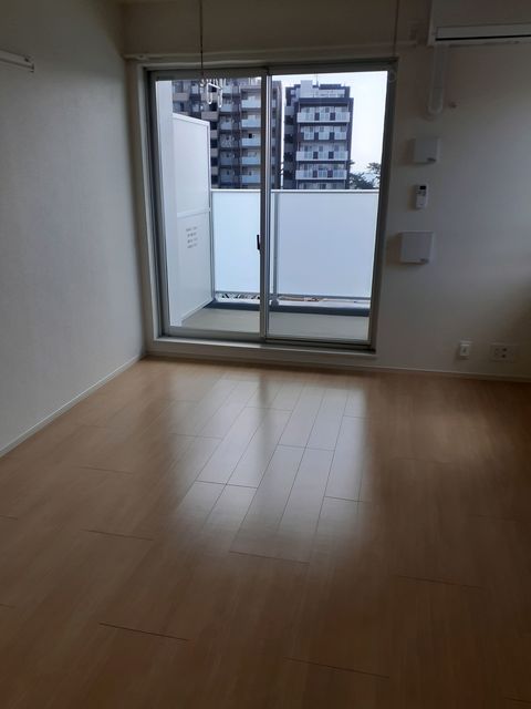 フィオーレ三の丸 リビング