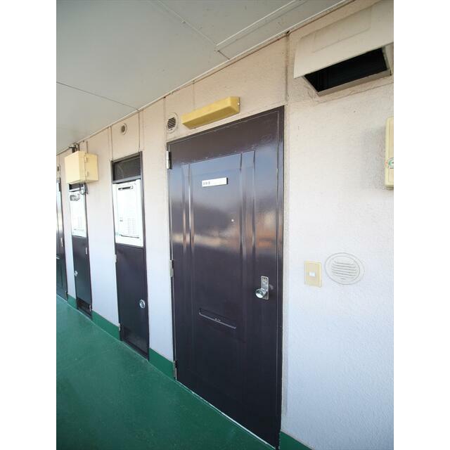 メゾン御園 玄関