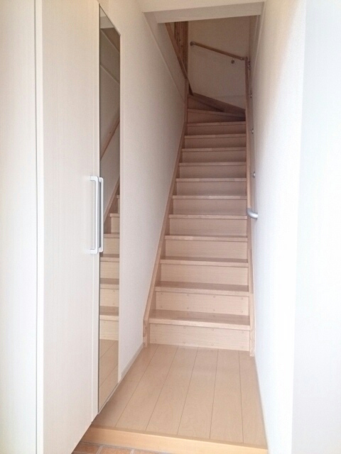 シャンブル湘南Ⅱ 玄関