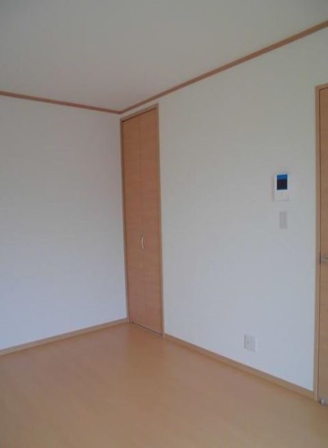 WH-L ベッドルーム