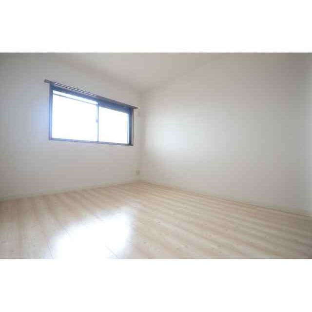 アゼリアコート ベッドルーム