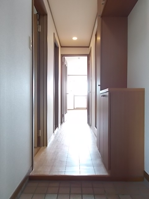 プレ・リヴィエール 玄関