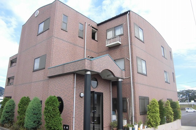 プレ・リヴィエール 302号室 外観