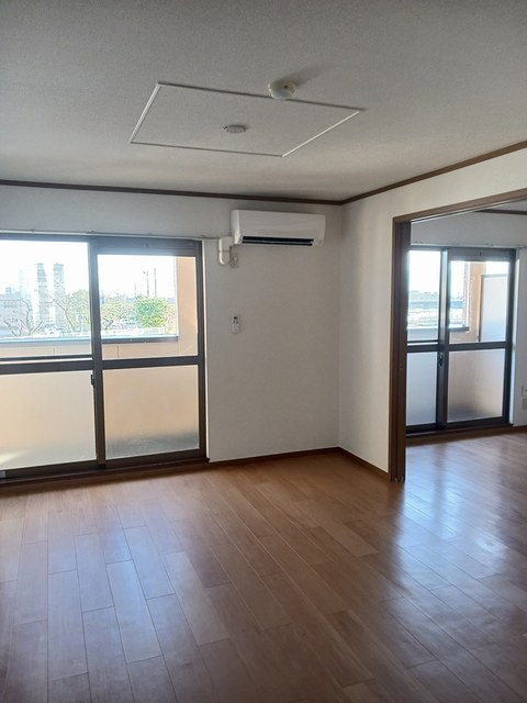 プレ・リヴィエール リビング