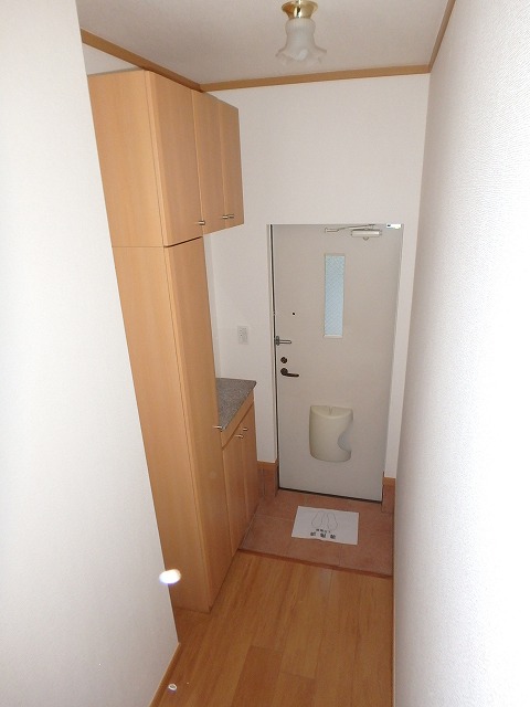 キャトル　セゾン 玄関