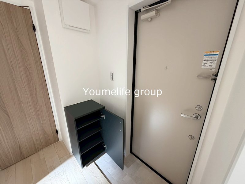 アザーレ・キュリオス本厚木 玄関