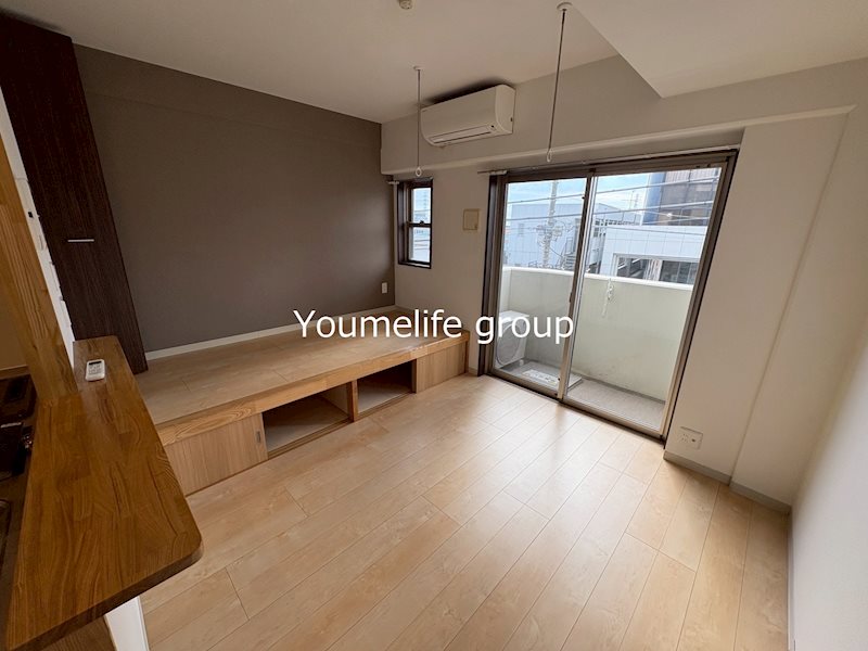 ドマーニ伊勢原 リビング