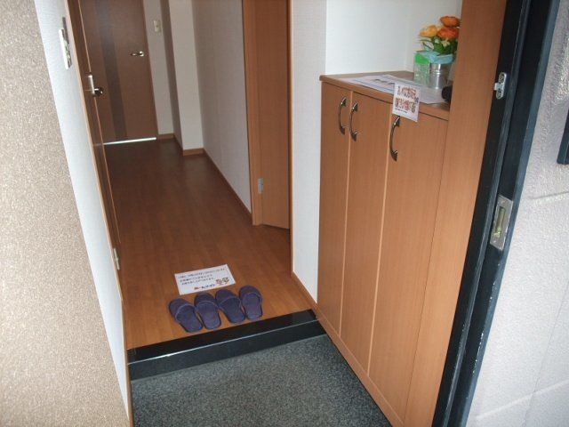 ソレアード・メゾンＢ 玄関