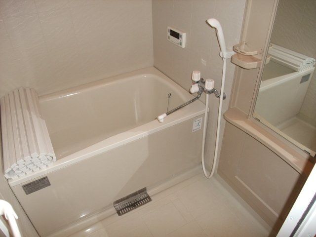 ソレアード・メゾンＢ 風呂画像