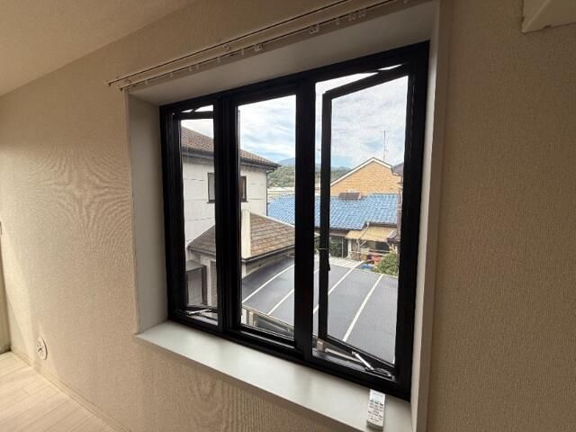 エーリ・パル その他6