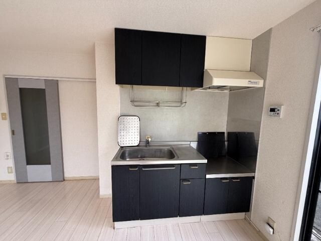 エーリ・パル キッチン