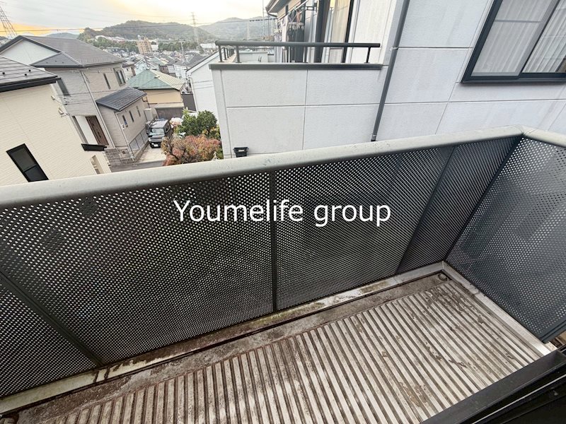 エーリ・パル ベランダ