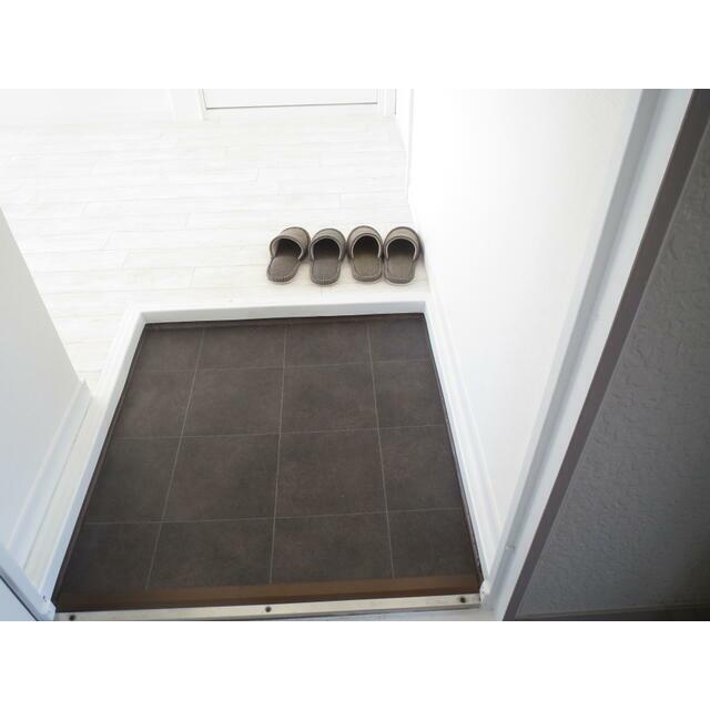 ベルヴュー港南台 玄関