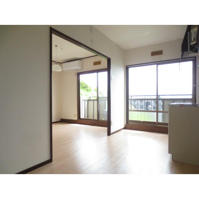 ベルヴュー港南台 リビング