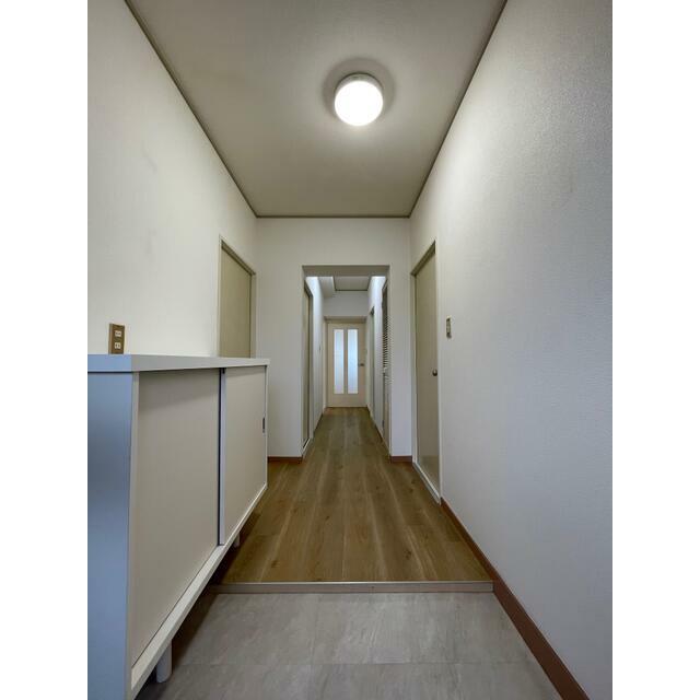 鎌倉岩瀬ハイツ 玄関