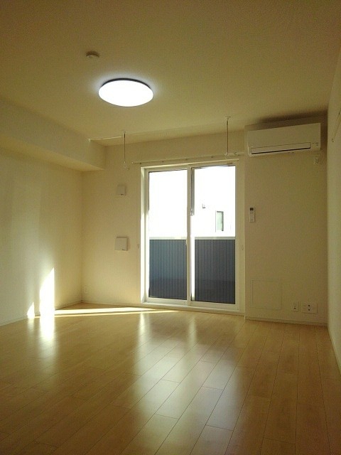 ワレアハレ中海岸 リビング