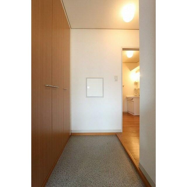 ミルフォード 玄関