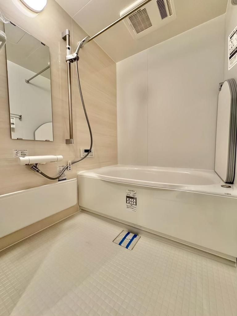 横浜市港南区笹下３丁目　貸家 風呂画像