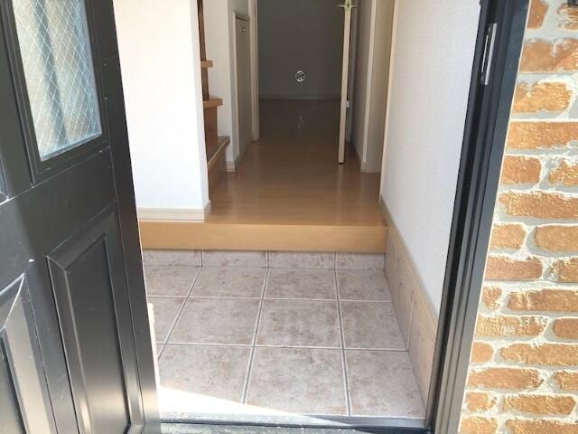 GRANDEUR YAMAHISA A 玄関