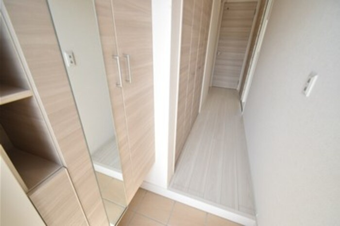 ホワイト キャッスル 玄関