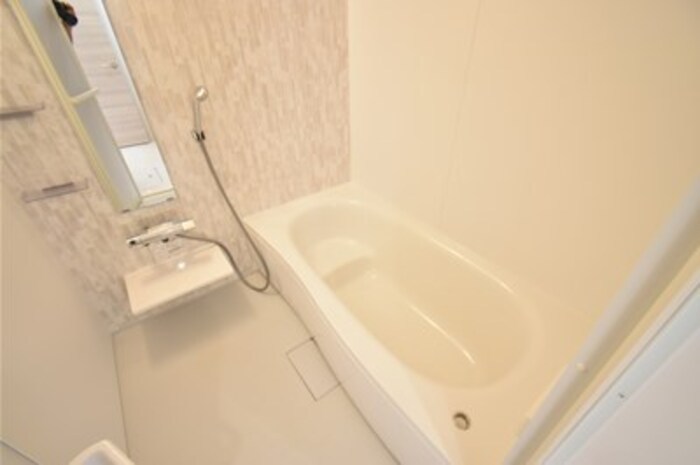 ホワイト キャッスル 風呂画像