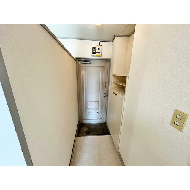 清水マンション 玄関