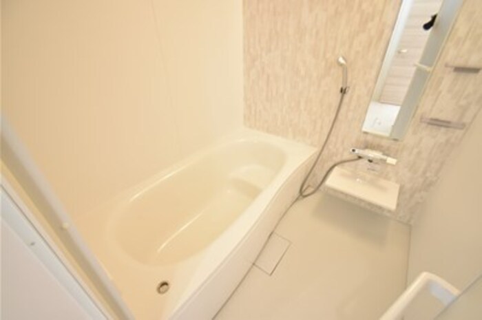 ホワイト キャッスル 風呂画像