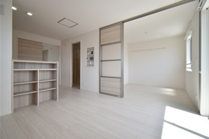 ホワイト キャッスル リビング