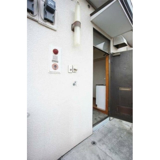 英白根コーポ 玄関