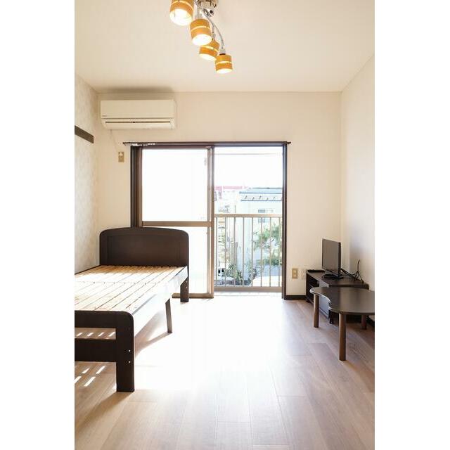 ＮＹハイツ１ リビング