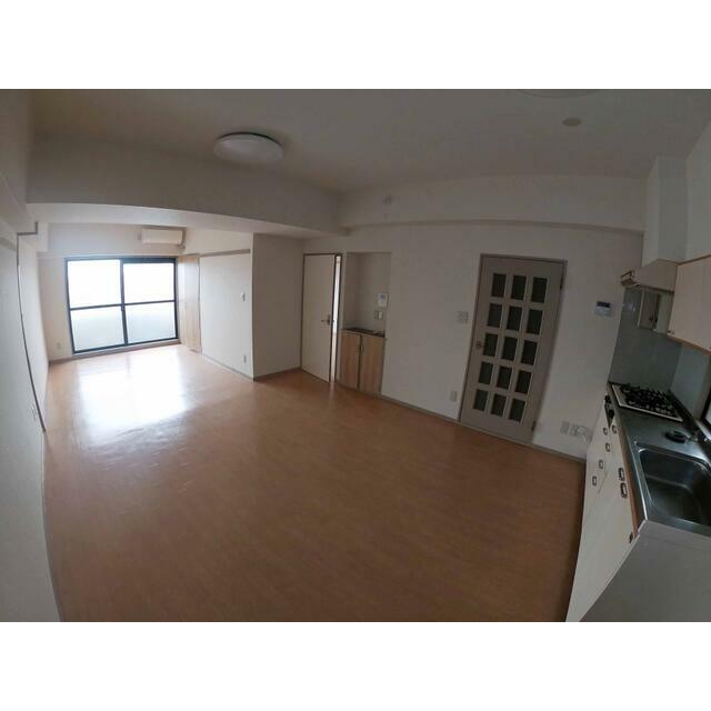 ロイヤルマンション国府津 リビング